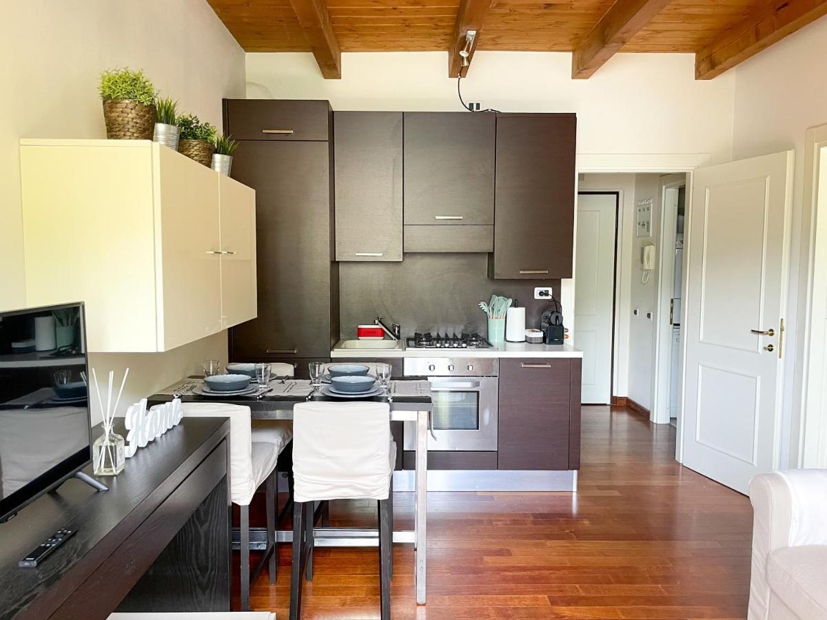 Regina Di Laglio - Free Parking, Garden, Lake View 외부 사진