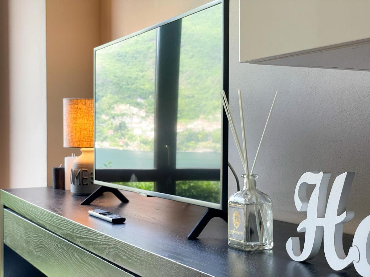 Regina Di Laglio - Free Parking, Garden, Lake View 외부 사진